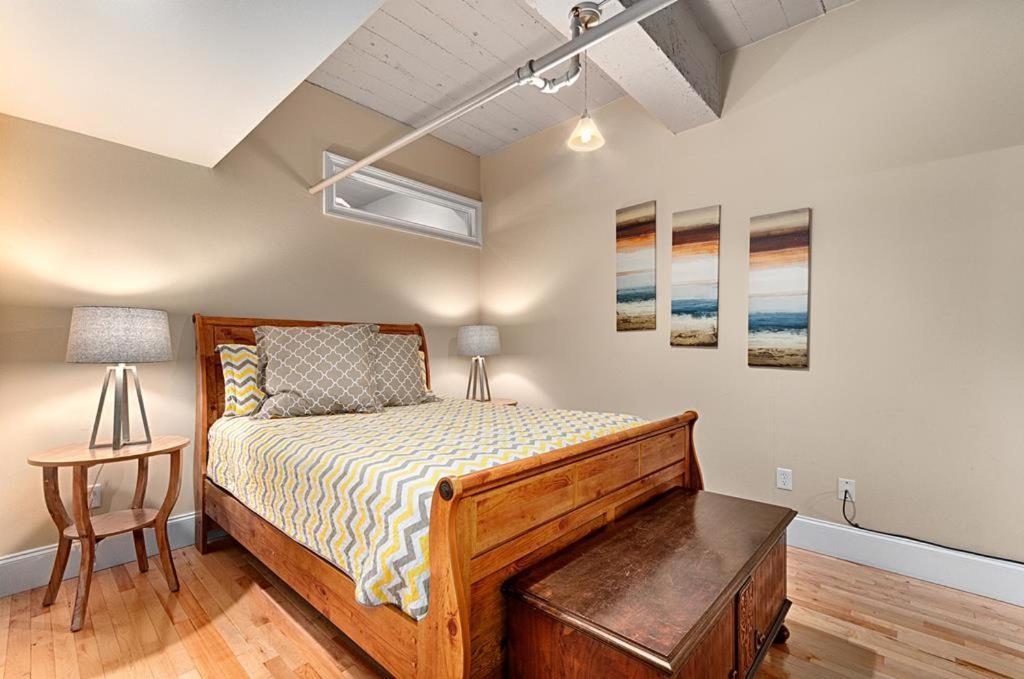 Colby Loft Apartment Asheville Bagian luar foto