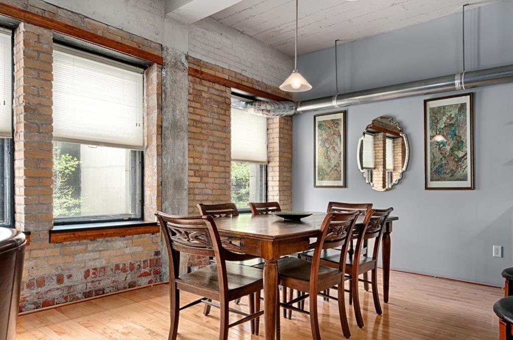 Colby Loft Apartment Asheville Bagian luar foto